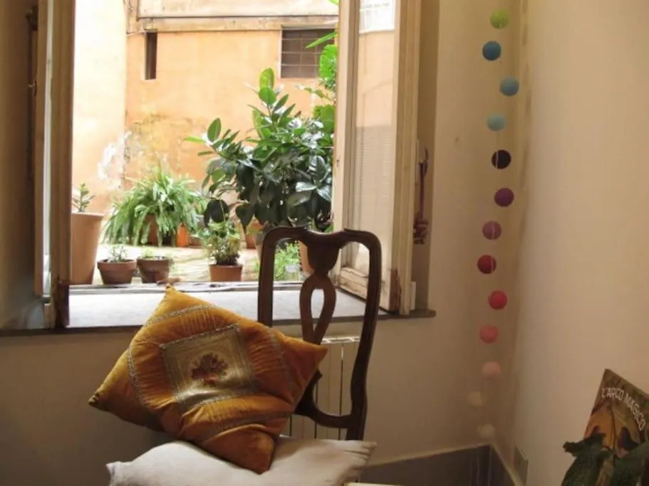 Vintage In Trastevere Rome Italië